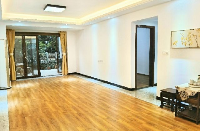 日落景观写字楼,交通配套齐全